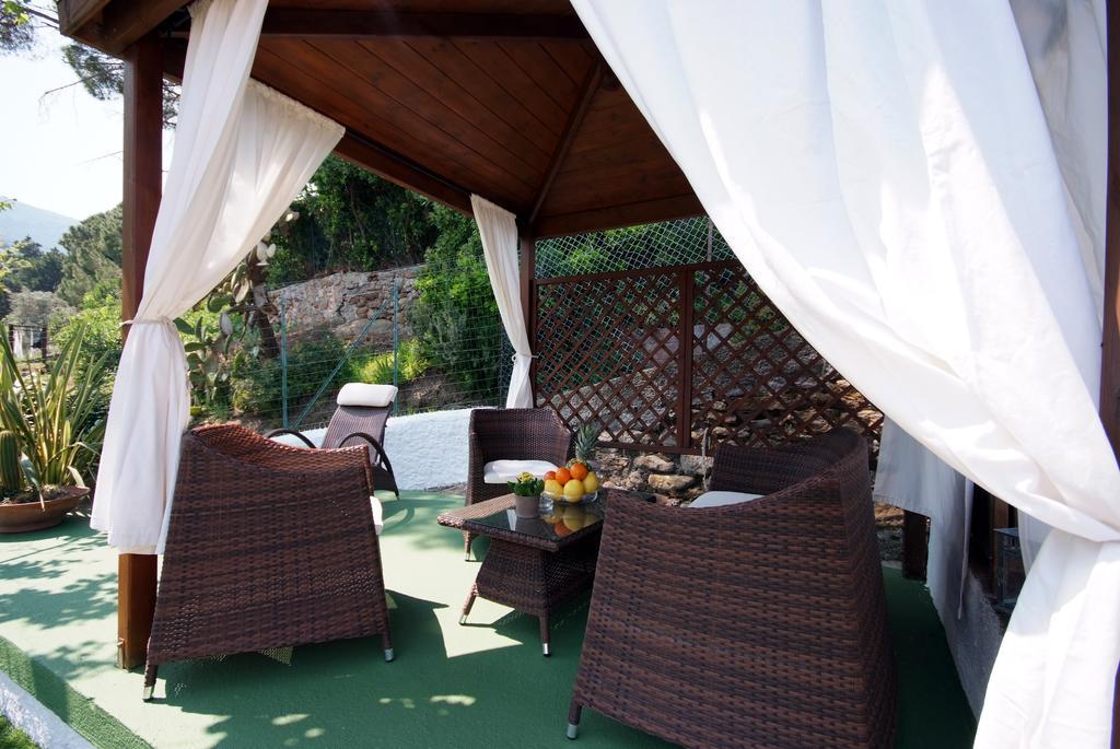 Hotel Barsalini SantʼAndrea Екстериор снимка