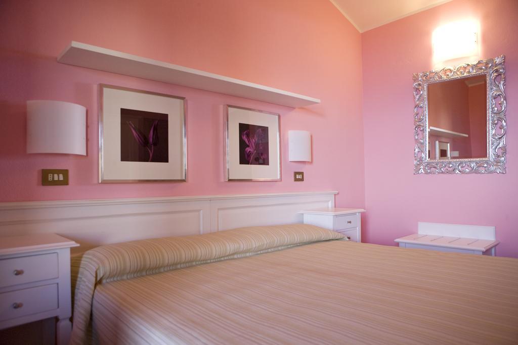 Hotel Barsalini SantʼAndrea Стая снимка